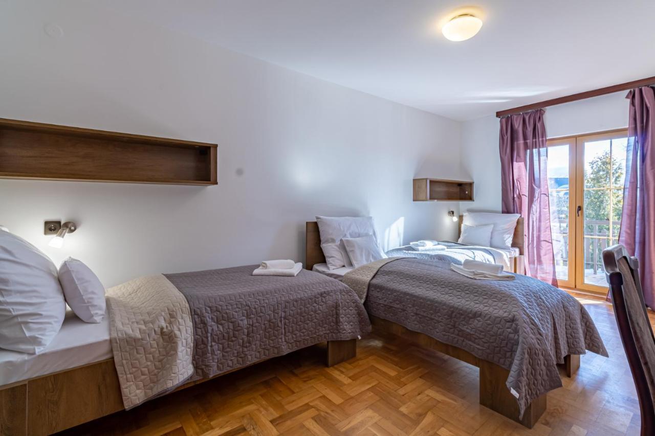 Bed and Breakfast Peregrino Panzio à Budaörs Extérieur photo